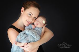 c89-Newborn Photographer-3.jpg